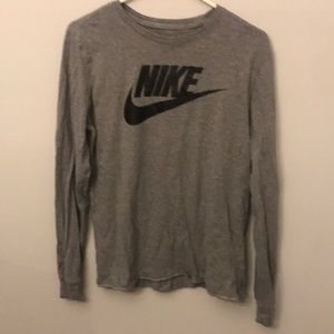 COPY - Nike grey t shirt